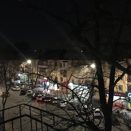 Flat in the center of the city タシュケント エクステリア 写真